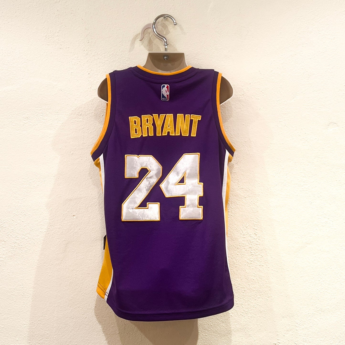 Kobe Bryant LA Lakers Jersey Size 4