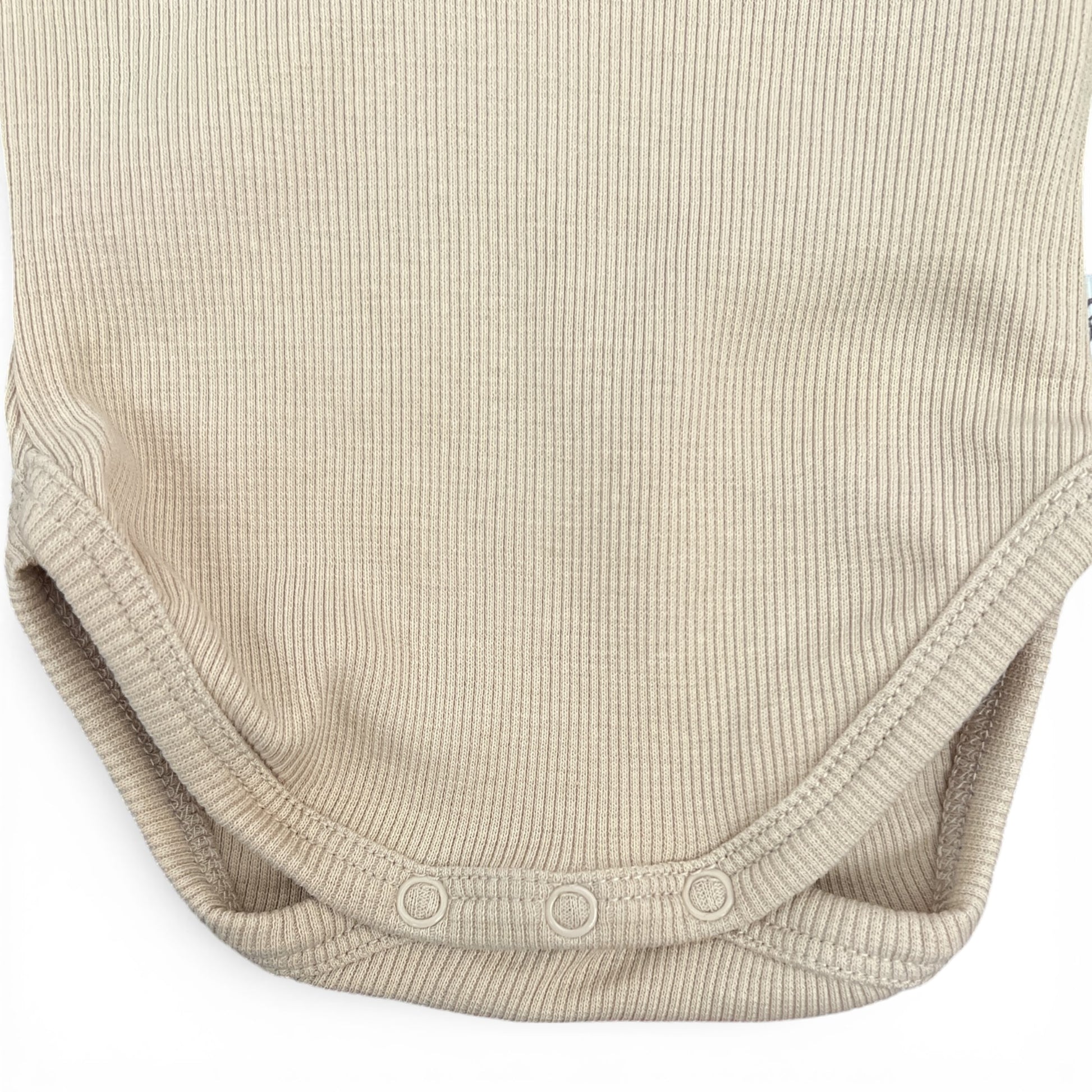 Preloved children’s clothing in Perth – Newborn Snugglehunny Bodysuit from Lottie Loves